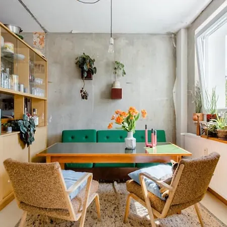 Apartment Bright & Modern 4-bedroom In The Heart Of *