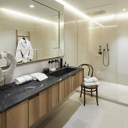 Bright & Modern 4-bedroom In The Heart Of * Berlin